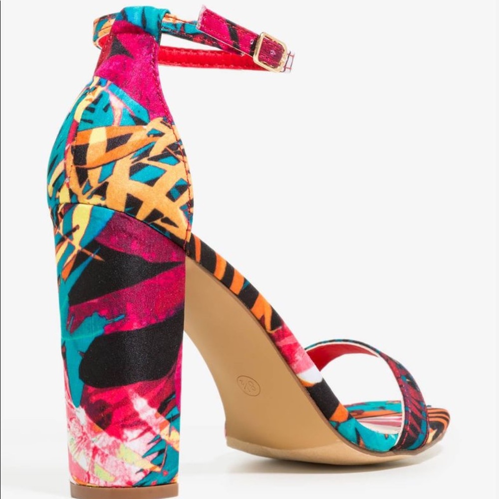 Abstract block heels - Picture 2 of 4